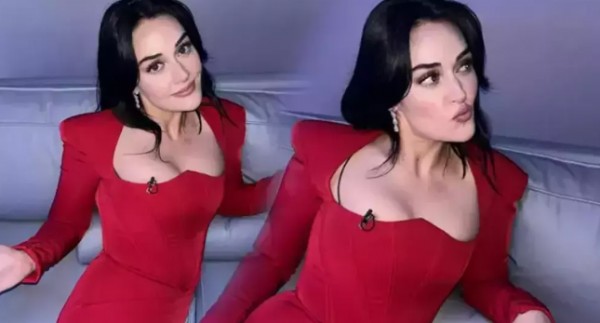 Pozlarına beğeni yağdı...